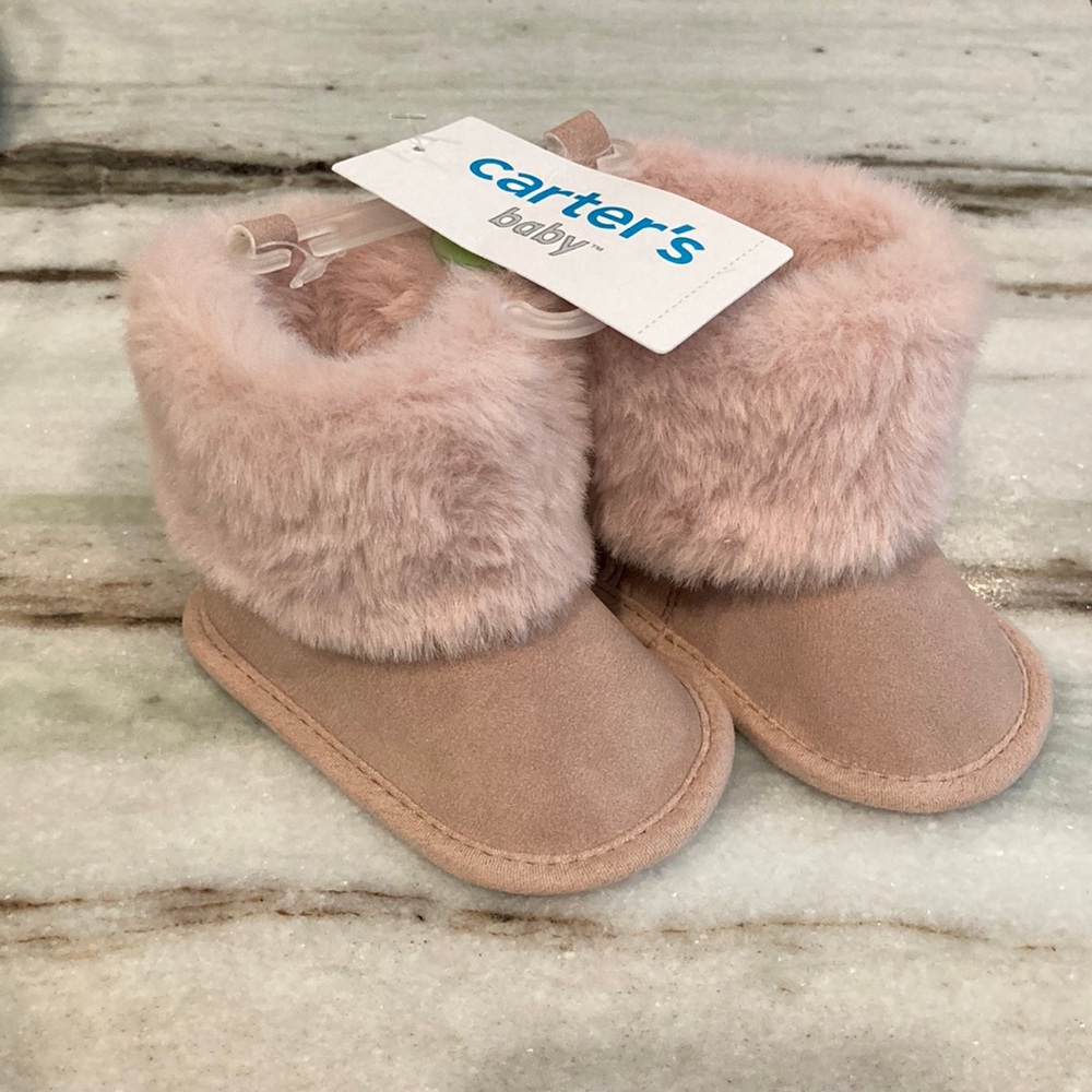 Carters pink baby girl boots 0-3 months (size 1)